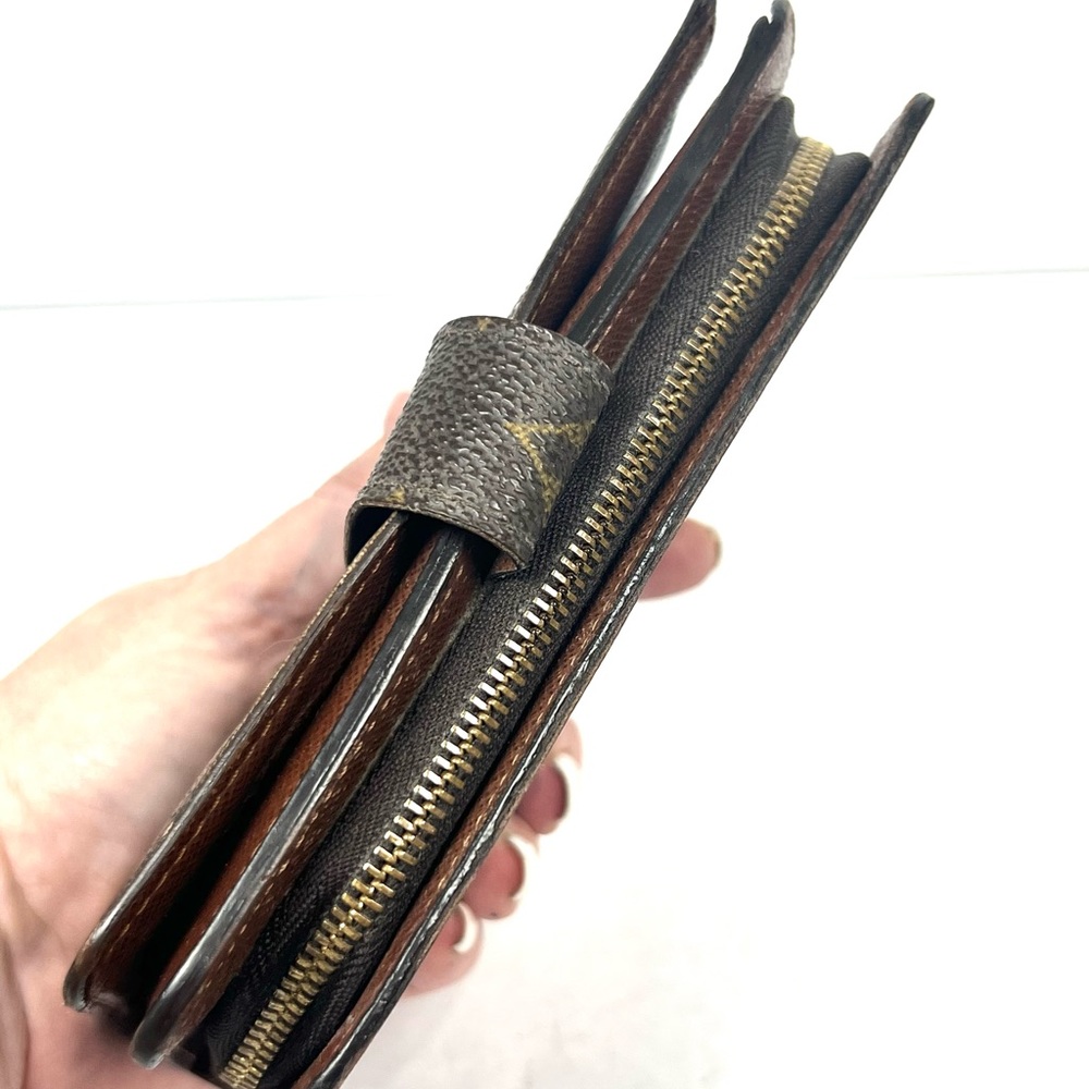 SOLD! Louis Vuitton Porte Papier Passport Wallet - Picture 5 of 16